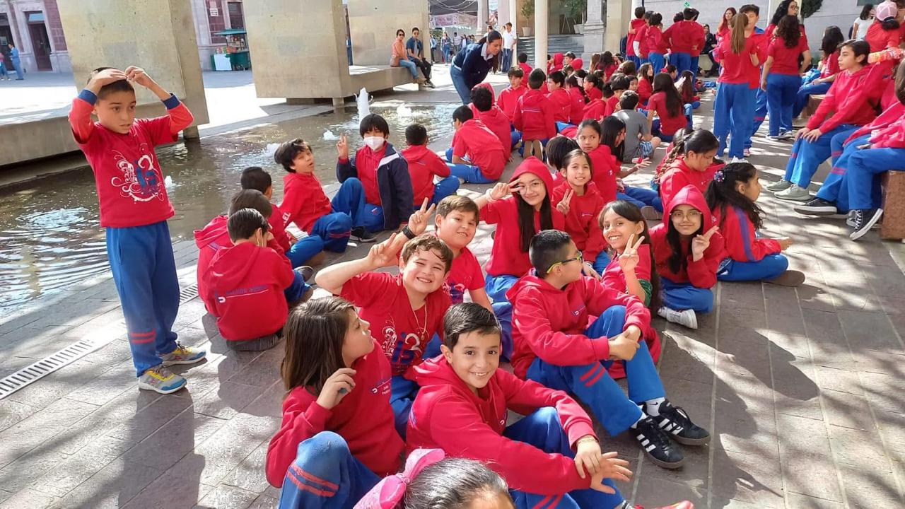 Felices evolucionando la educación